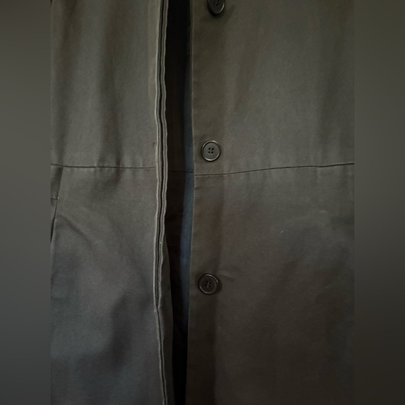 Barneys New York Made in Italy Black Long Streamlined Cotton Coat. Pockets - Picture 3 of 16